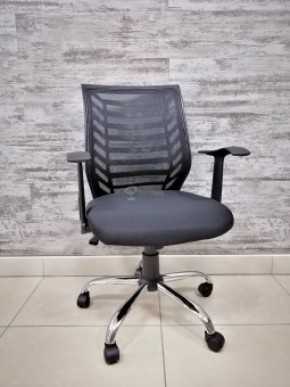 Кресло Barneo K-138 для персонала (черная ткань черная сетка) в Реже - rezh.mebel-74.com | фото