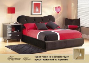 Кровать Феодосия 1600 со стразами в к/з "Классик 307 коричневый" серия Норма (+основание на опорах) в Реже - rezh.mebel-74.com | фото
